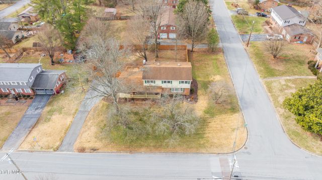 2405 Rambling Road, Johnson City, TN 37604