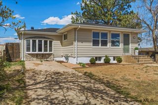 2622 E 12TH ST, Cheyenne, WY 82001