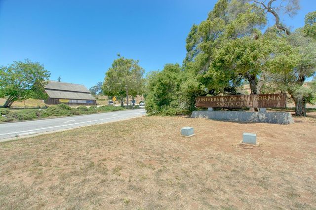 41 Grandview Street 1204, Santa Cruz, CA 95060