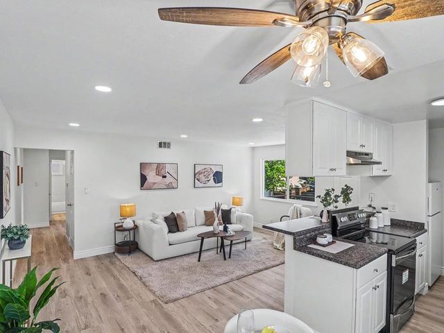 1318 Joplin Drive 4, San Jose, CA 95118