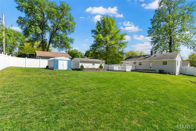 1308 South Drive, St Charles, MO 63303