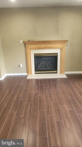 5004 BALTIMORE DR, Marlton, NJ 08053