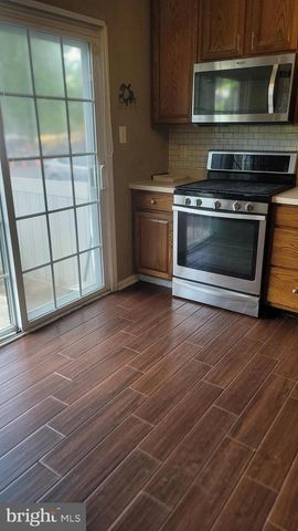 5004 BALTIMORE DR, Marlton, NJ 08053