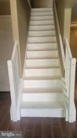 5004 BALTIMORE DR, Marlton, NJ 08053
