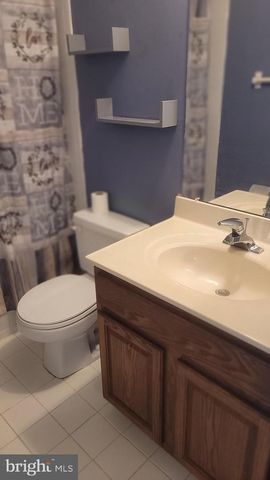 5004 BALTIMORE DR, Marlton, NJ 08053