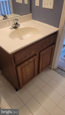 5004 BALTIMORE DR, Marlton, NJ 08053