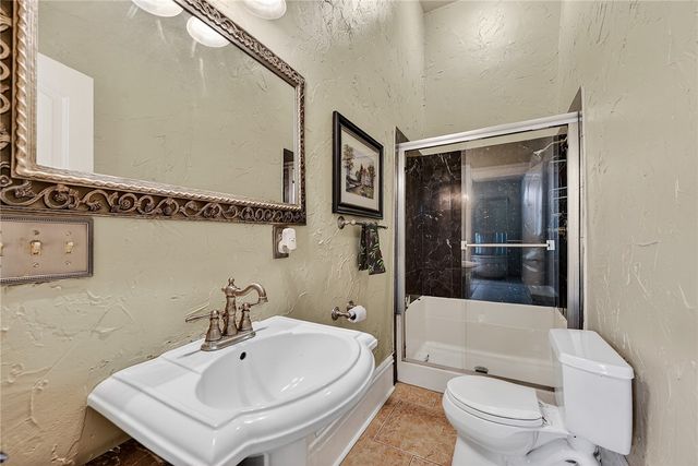 1016 S 4th Street, Rogers, AR 72756