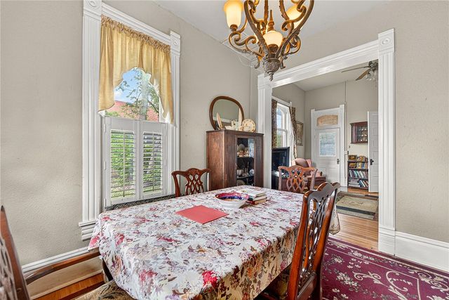 1016 S 4th Street, Rogers, AR 72756