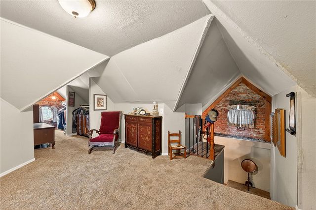 1016 S 4th Street, Rogers, AR 72756