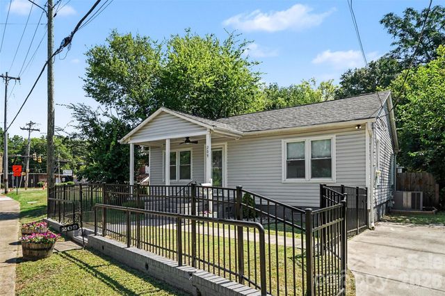 209 Pond Street, Rock Hill, SC 29730