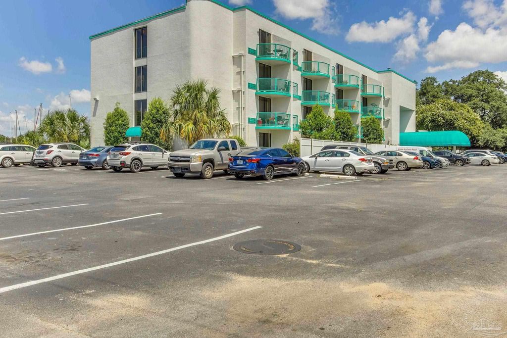 201 S Stillman St 103, Pensacola, FL 32505