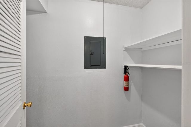 4203 S. SEMORAN BLVD 12, Orlando, FL 32822