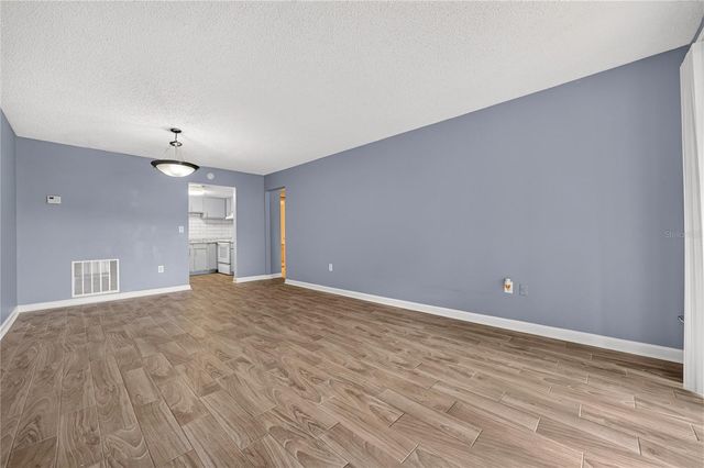 4203 S. SEMORAN BLVD 12, Orlando, FL 32822