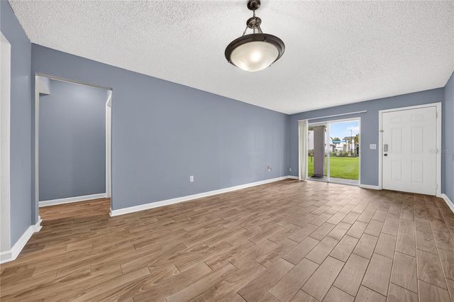 4203 S. SEMORAN BLVD 12, Orlando, FL 32822