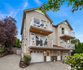 2310 W Dravus Street, Seattle, WA 98199