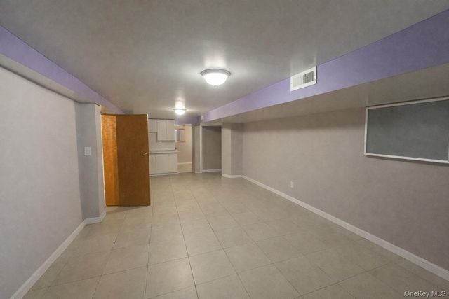 6017 80th Avenue, Glendale, NY 11385