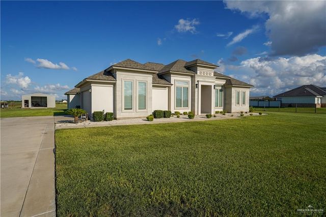 23720 Oak Knoll Drive, Edcouch, TX 78538