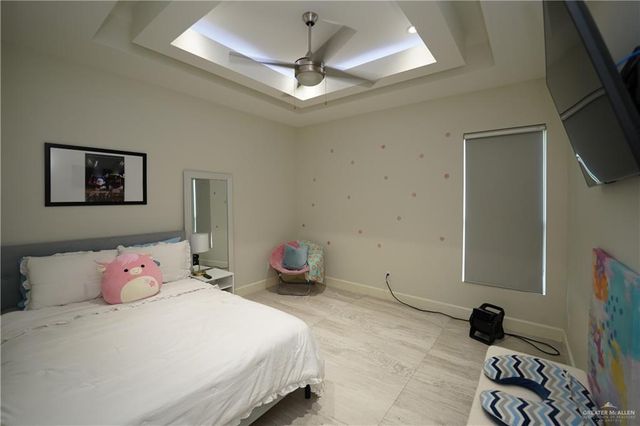 23720 Oak Knoll Drive, Edcouch, TX 78538