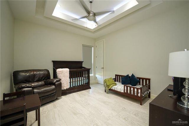 23720 Oak Knoll Drive, Edcouch, TX 78538