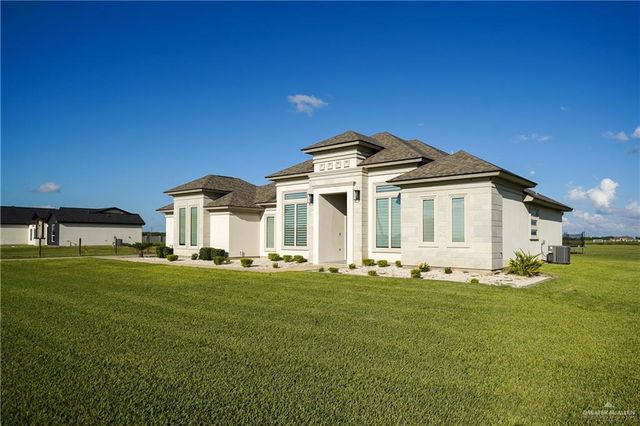 23720 Oak Knoll Drive, Edcouch, TX 78538