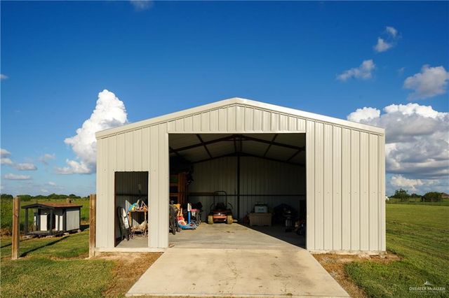 23720 Oak Knoll Drive, Edcouch, TX 78538