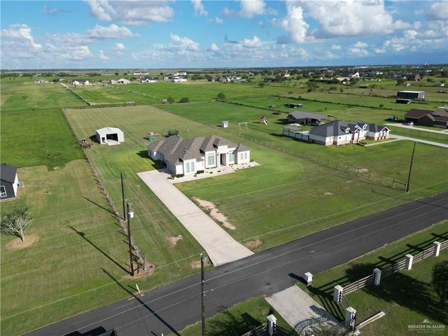 23720 Oak Knoll Drive, Edcouch, TX 78538