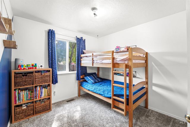 1067 W Pouch St, Kuna, ID 83634