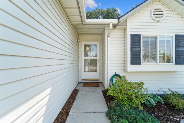 1067 W Pouch St, Kuna, ID 83634