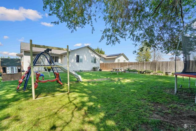 1067 W Pouch St, Kuna, ID 83634