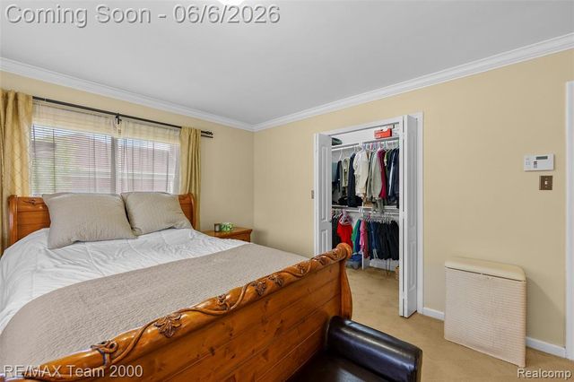 111 Brentwood Drive, Dearborn, MI 48124