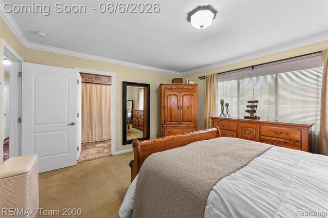 111 Brentwood Drive, Dearborn, MI 48124