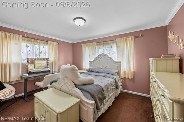 111 Brentwood Drive, Dearborn, MI 48124
