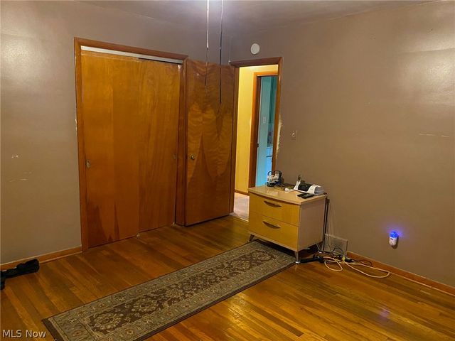 19601 Mayfair Lane, Warrensville Heights, OH 44128