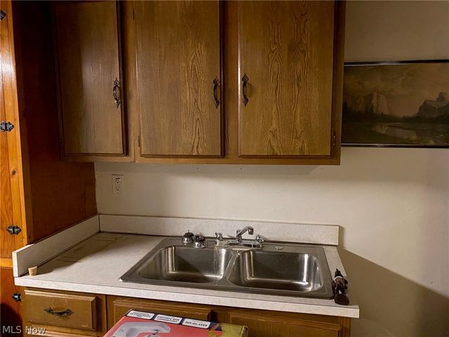 19601 Mayfair Lane, Warrensville Heights, OH 44128