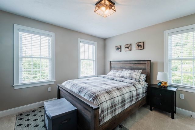493 Taylor Rd, Stow, MA 01775