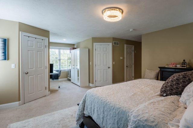 493 Taylor Rd, Stow, MA 01775