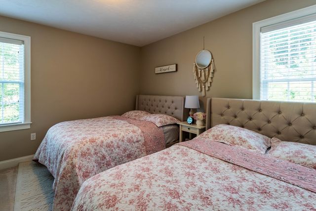 493 Taylor Rd, Stow, MA 01775