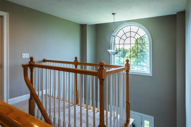 493 Taylor Rd, Stow, MA 01775
