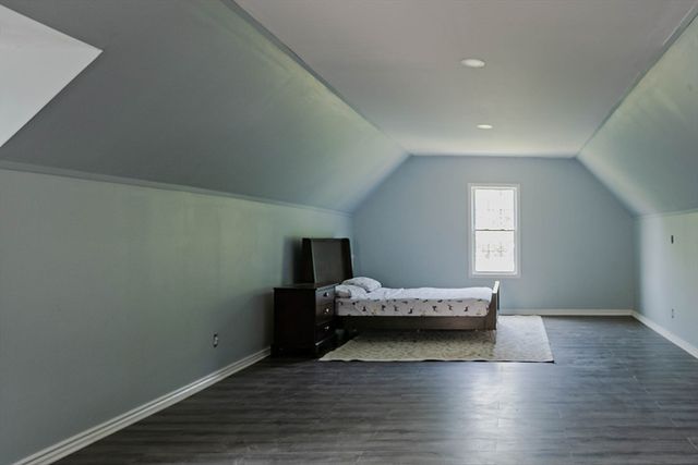 493 Taylor Rd, Stow, MA 01775