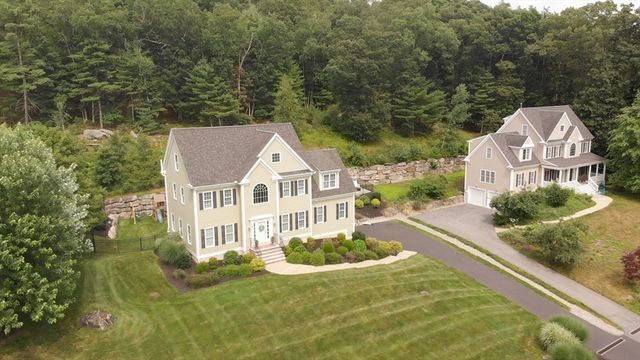 493 Taylor Rd, Stow, MA 01775