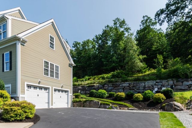 493 Taylor Rd, Stow, MA 01775