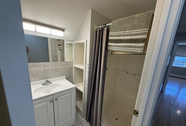20 Benton Rd 2, Medford, MA 02155