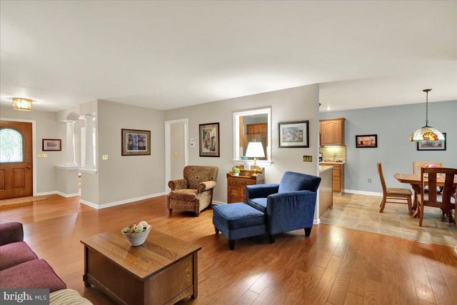 426 W CHARLOTTE ST, Millersville, PA 17551