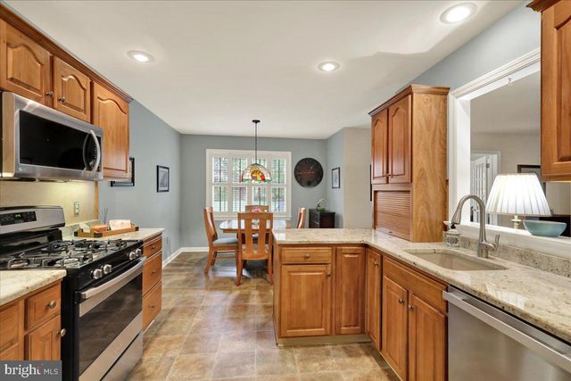 426 W CHARLOTTE ST, Millersville, PA 17551