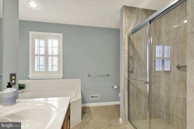 426 W CHARLOTTE ST, Millersville, PA 17551