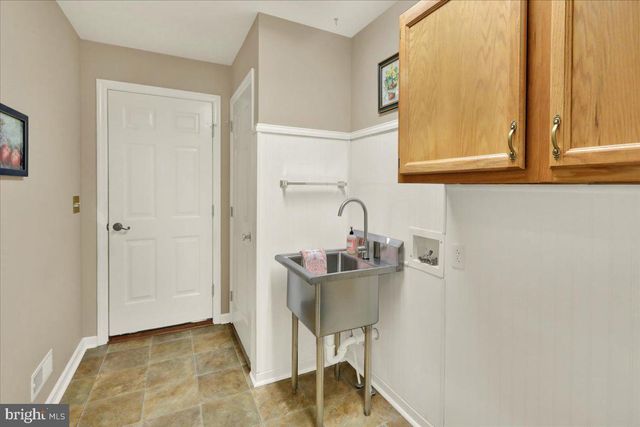 426 W CHARLOTTE ST, Millersville, PA 17551