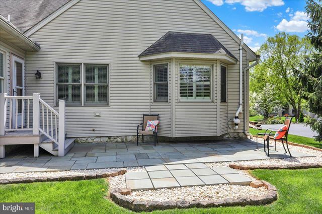 426 W CHARLOTTE ST, Millersville, PA 17551