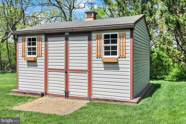 426 W CHARLOTTE ST, Millersville, PA 17551