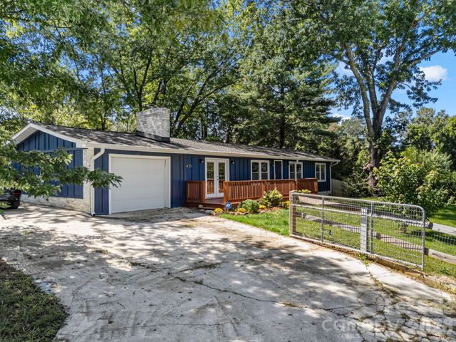 435 Thermal View Drive, Tryon, NC 28782