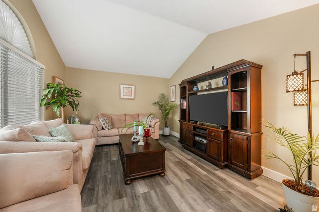3561 S JENELLES BAY, West Valley City, UT 84119